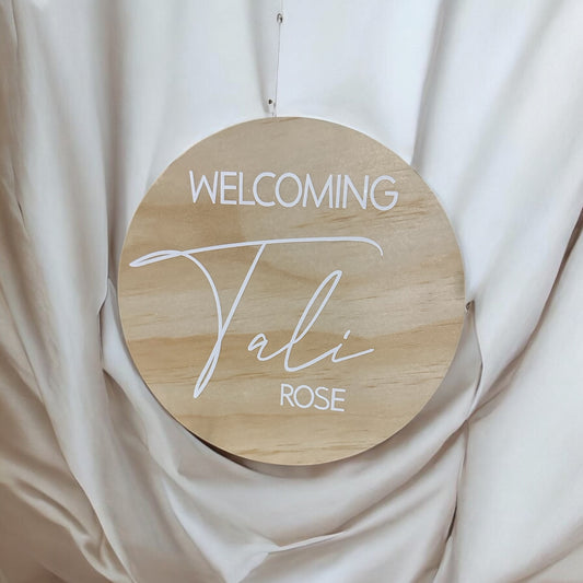 Welcoming birth announcement plaque